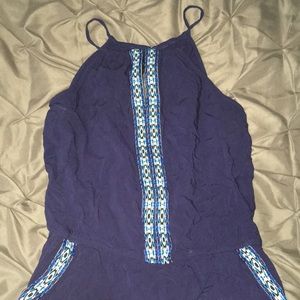 Cute romper!